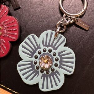 Coach Floral tea rose Keychain in Faded Blue and Silver